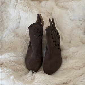 Report Dark Brown Women's Ankle Booties